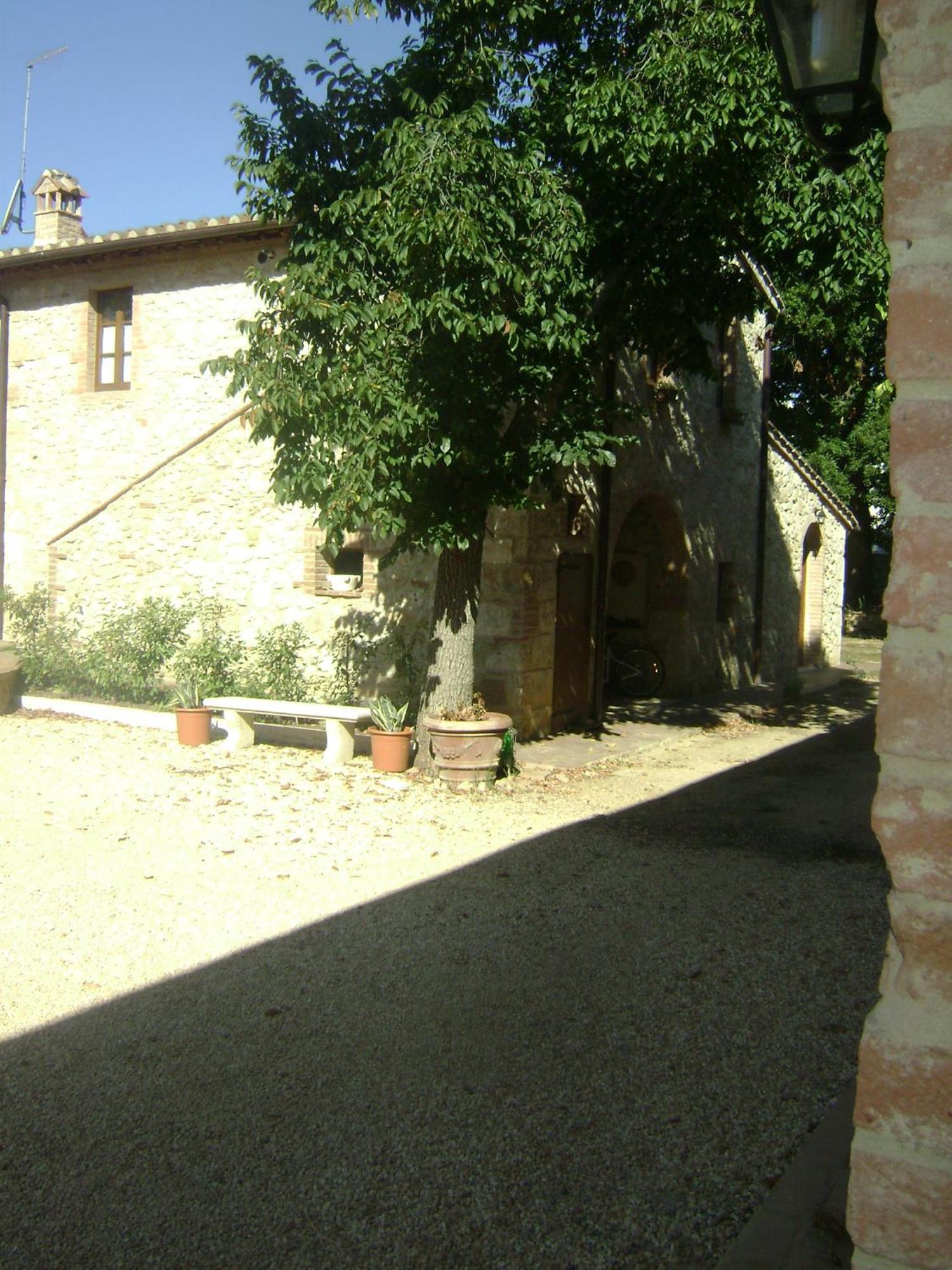 Agriturismo La Segolina Colle Val D'Elsa Bagian luar foto